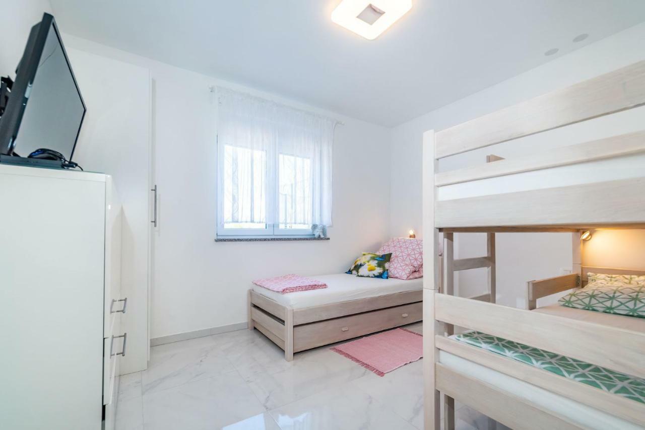 Holiday Home Gabriella Poljica  Luaran gambar