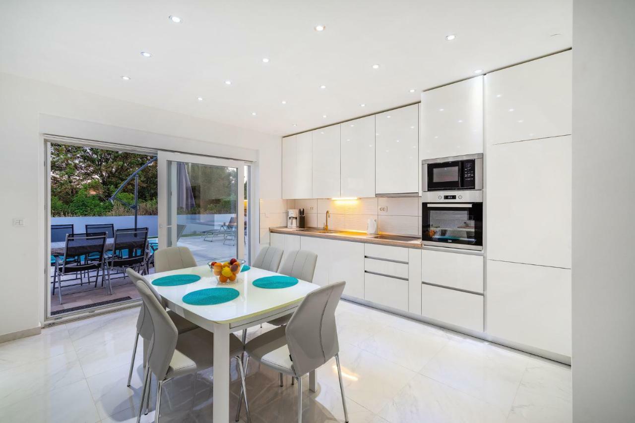 Holiday Home Gabriella Poljica  Luaran gambar